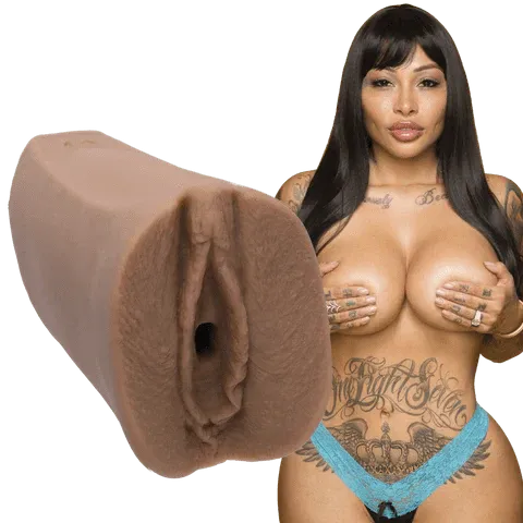 Doc Johnson Girls of Social Media @brittanya187 Pocket Pussy